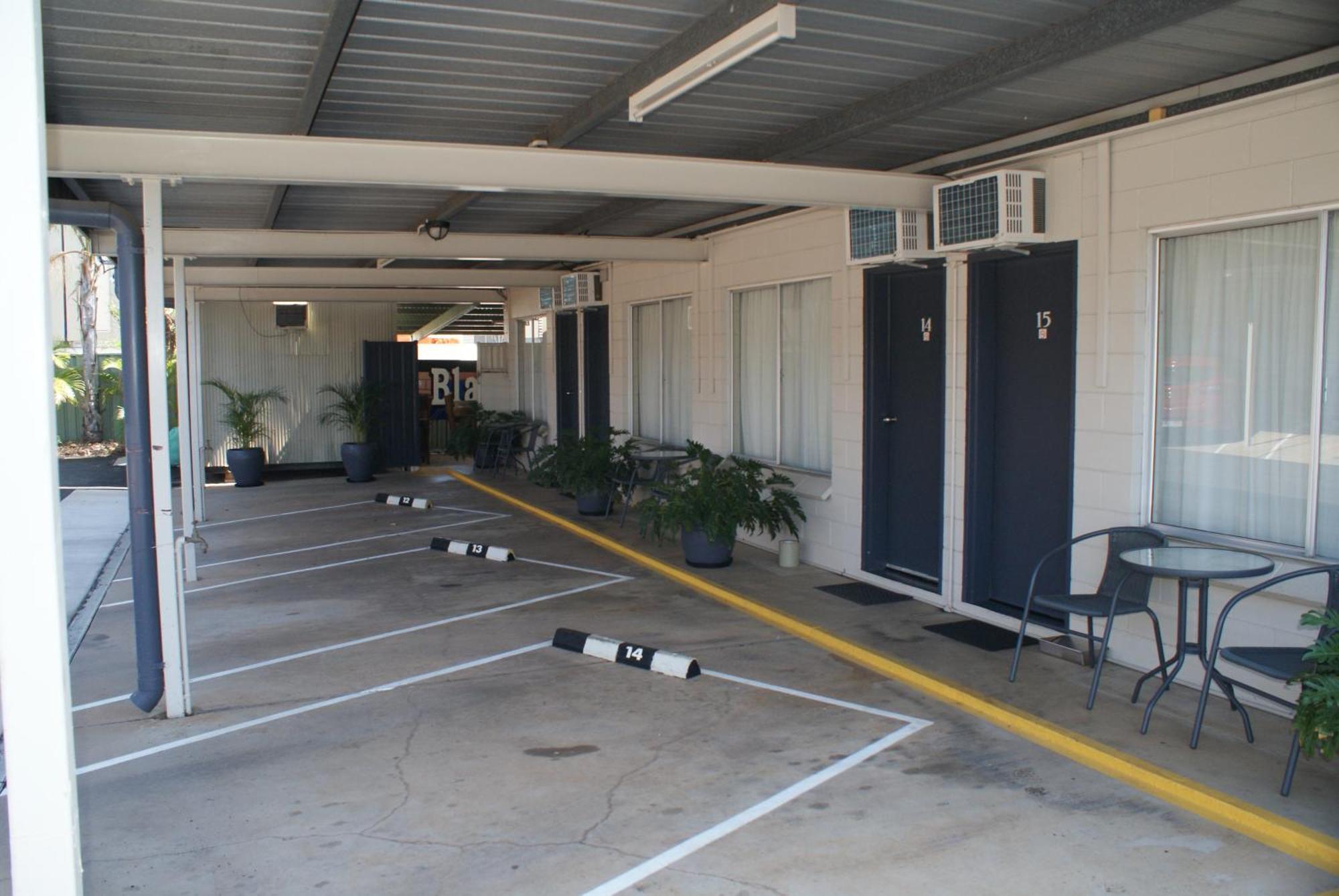 Black Diamond Motel Blackwater ภายนอก รูปภาพ