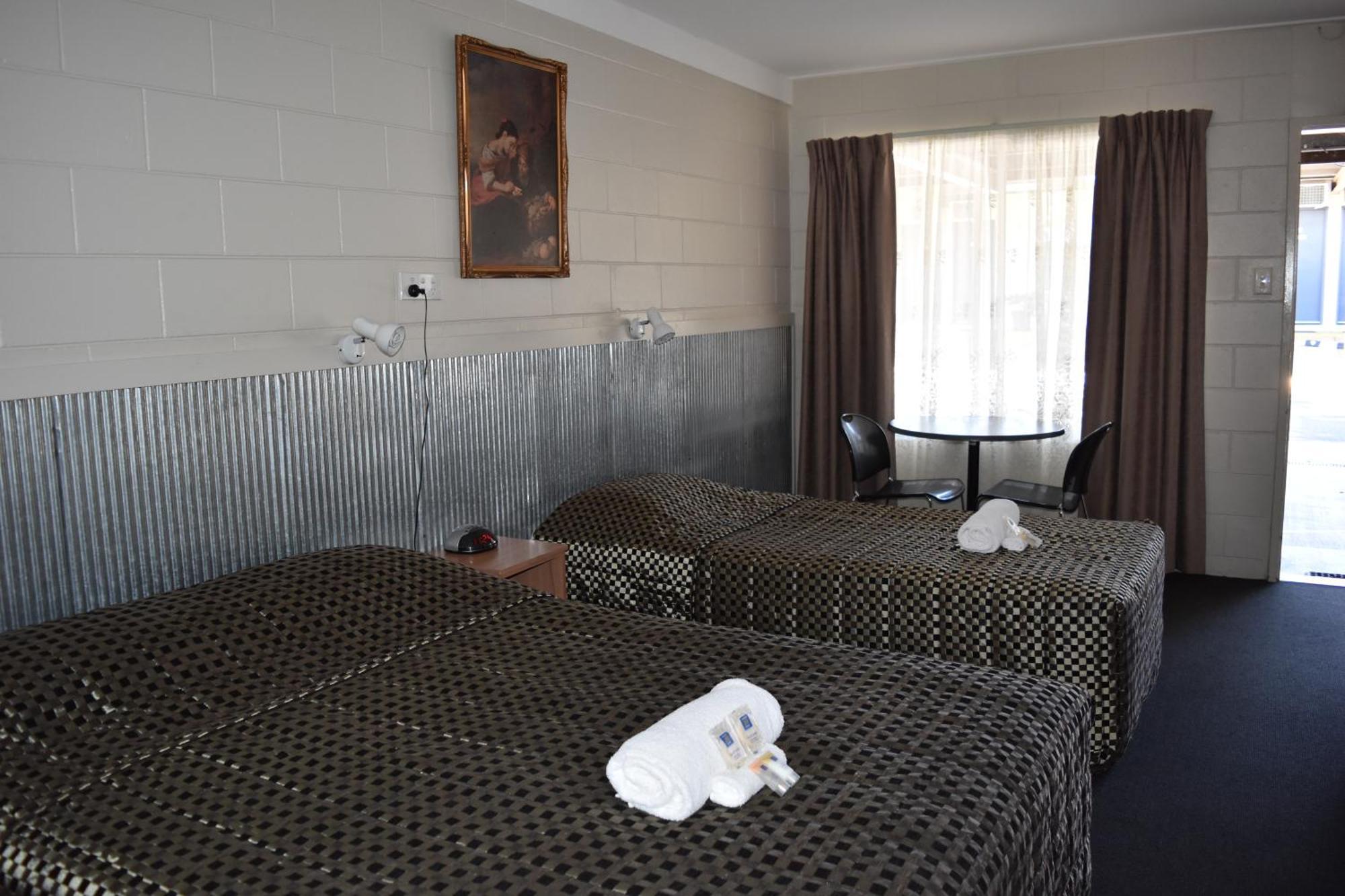 Black Diamond Motel Blackwater ห้อง รูปภาพ